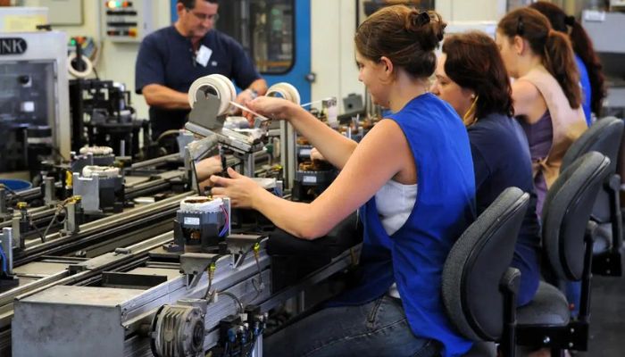 Ministério do Trabalho assina acordo pela aprendizagem de jovens